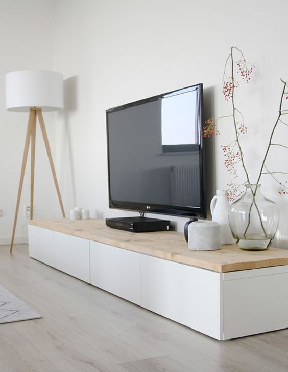 Houten planken voor IKEA Besta kasten: meteen mooier! | Interieur