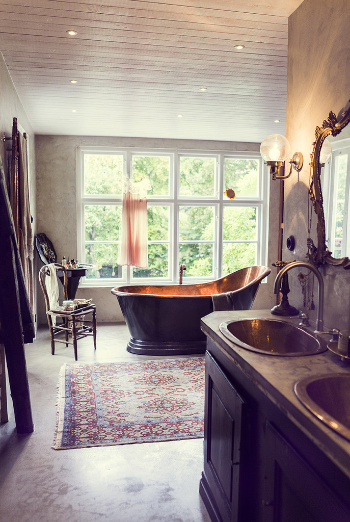 Betonstuc badkamer van Zweeds ex-model Malin