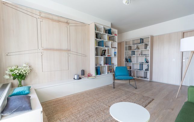 Bijzondere inklapbare tafel in de woonkamer