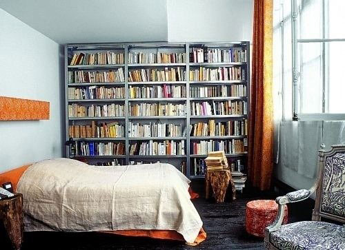 Boekenkast in slaapkamer