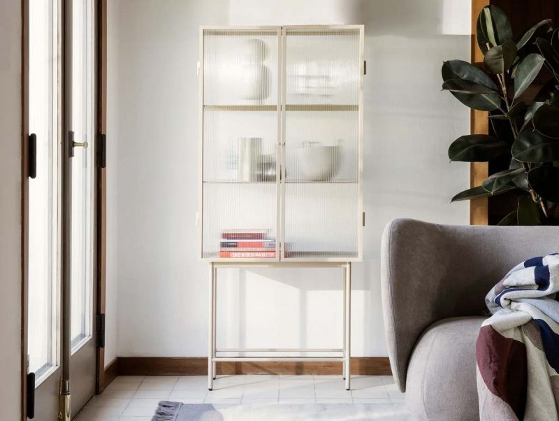 design kast woonkamer haze vitrinekast ferm living design kast woonkamer haze vitrinekast ferm living