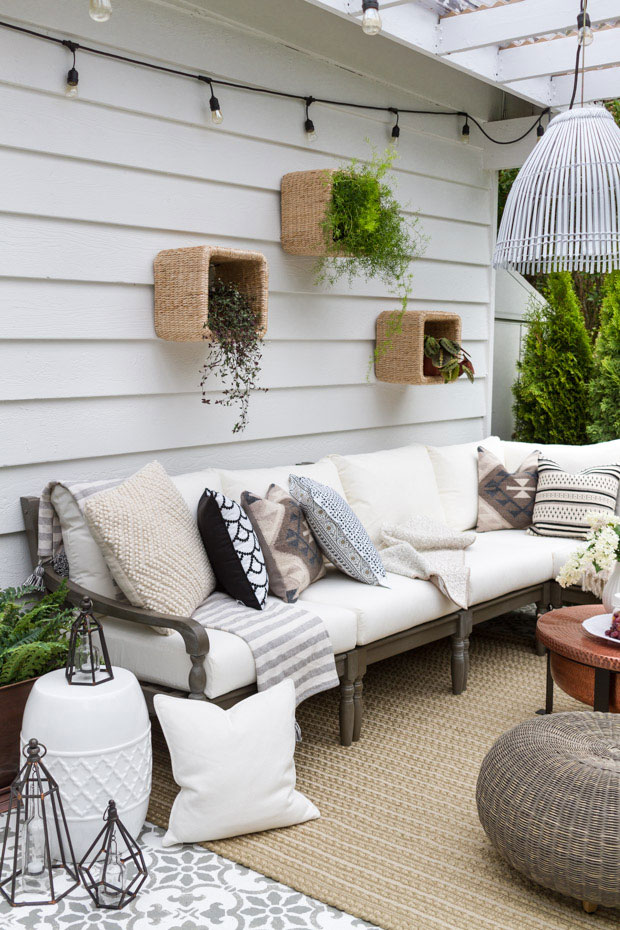 Deze tuin is ingericht met een super gezellig patio terras! Deze tuin is ingericht met een super gezellig patio terras!