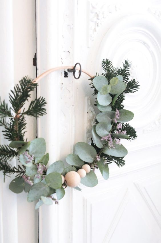 DIY kerstkrans met Eucalyptus DIY kerstkrans met Eucalyptus