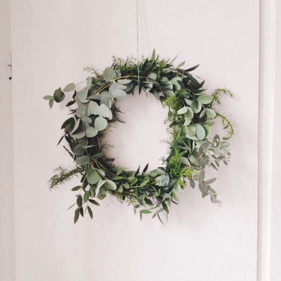 DIY kerstkrans met Eucalyptus DIY kerstkrans met Eucalyptus