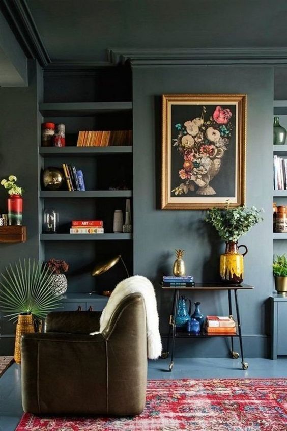 Donker interieur Donker interieur