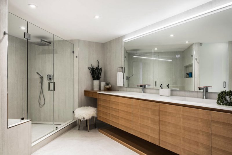 hoe badkamer inrichten slim opbergen