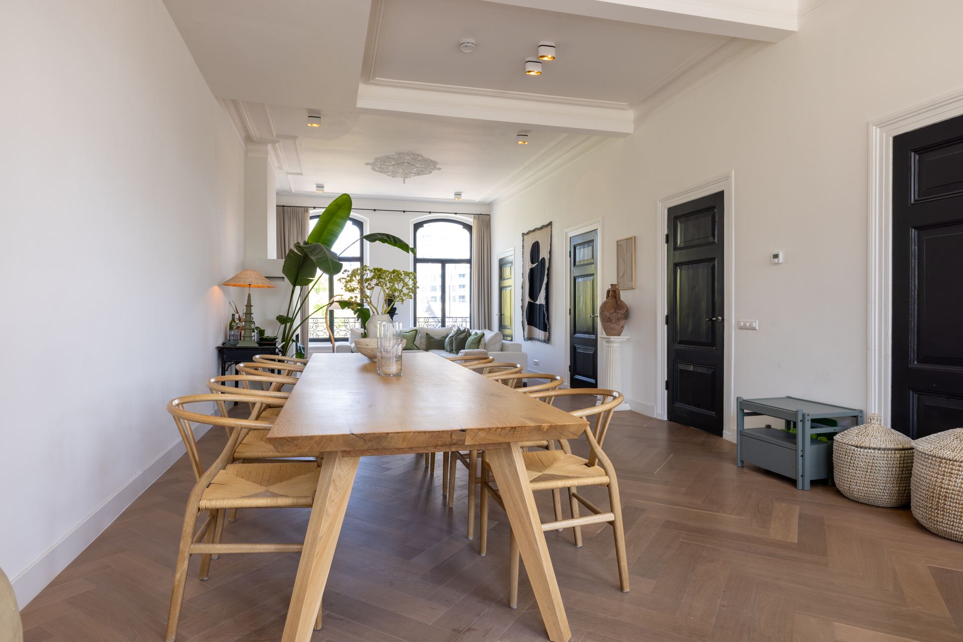 Houten eettafel op een houten vloer: Tips en inspiratie! | Interieur ...