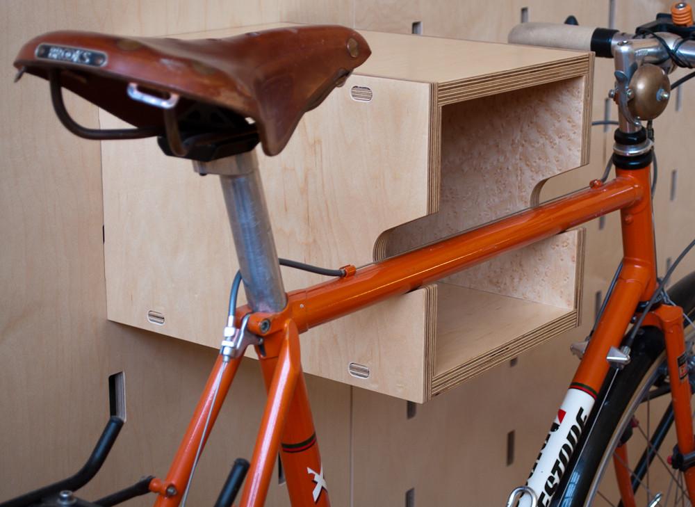 Houten gaatjesboard van Keff wall Houten gaatjesboard van Keff wall