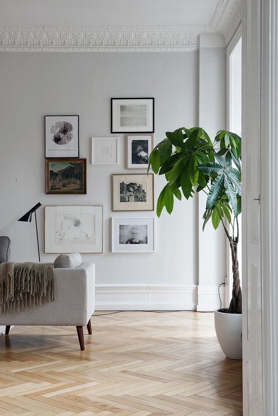 Houten vloer in de woonkamer Houten vloer in de woonkamer