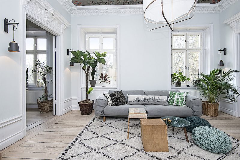In dit appartement hebben ze de karakteristieke originele details gecombineerd met een Scandinavisch interieur