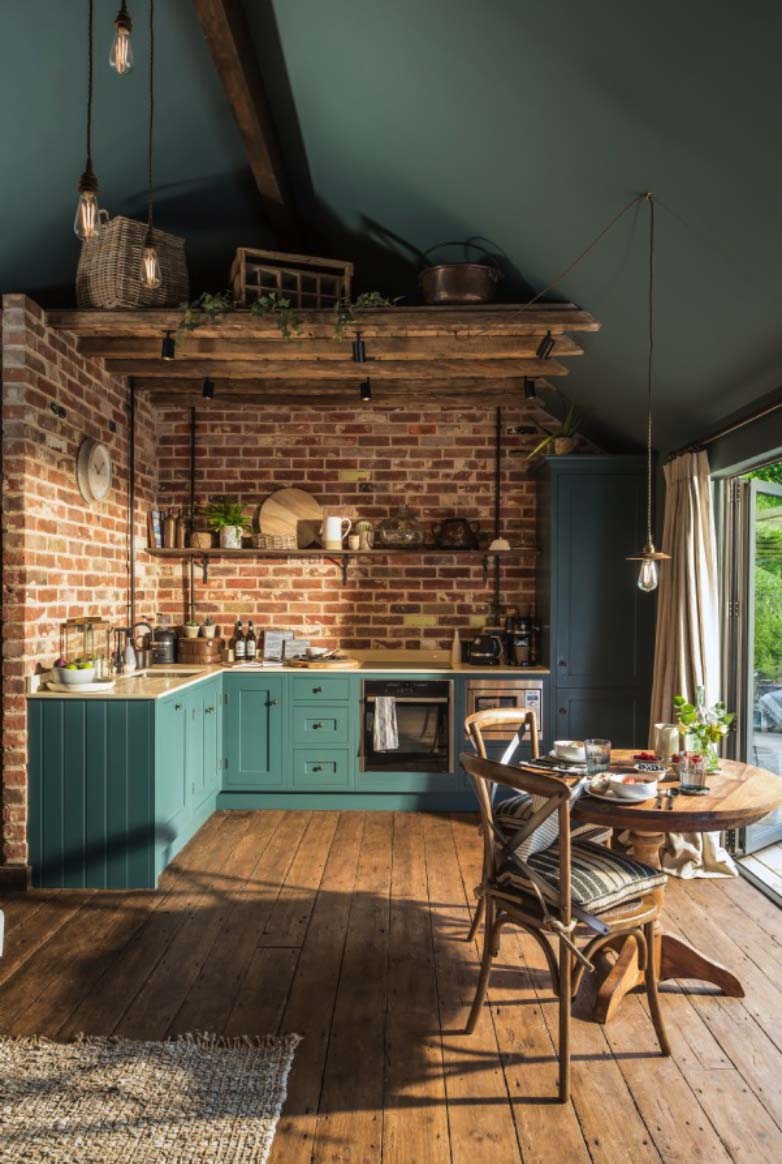In dit rustiek landelijk huisje kom je de winter wel door! In dit rustiek landelijk huisje kom je de winter wel door!
