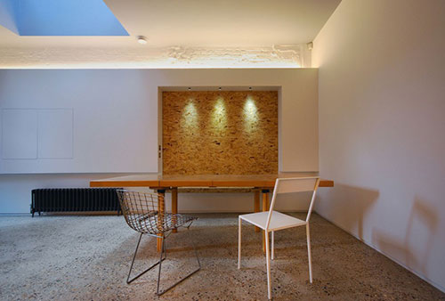 Eethoek in stoere keuken met OSB Eethoek in stoere keuken met OSB