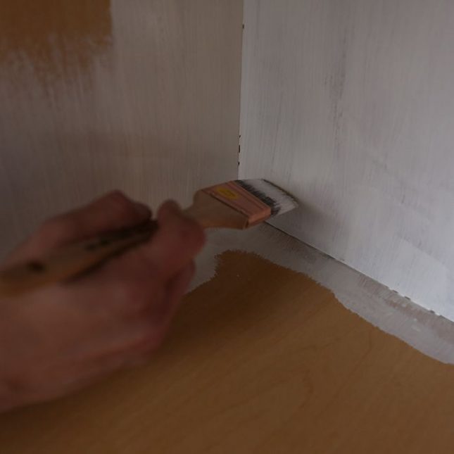 Keukenkastjes verven primer 1 Keukenkastjes verven primer 1