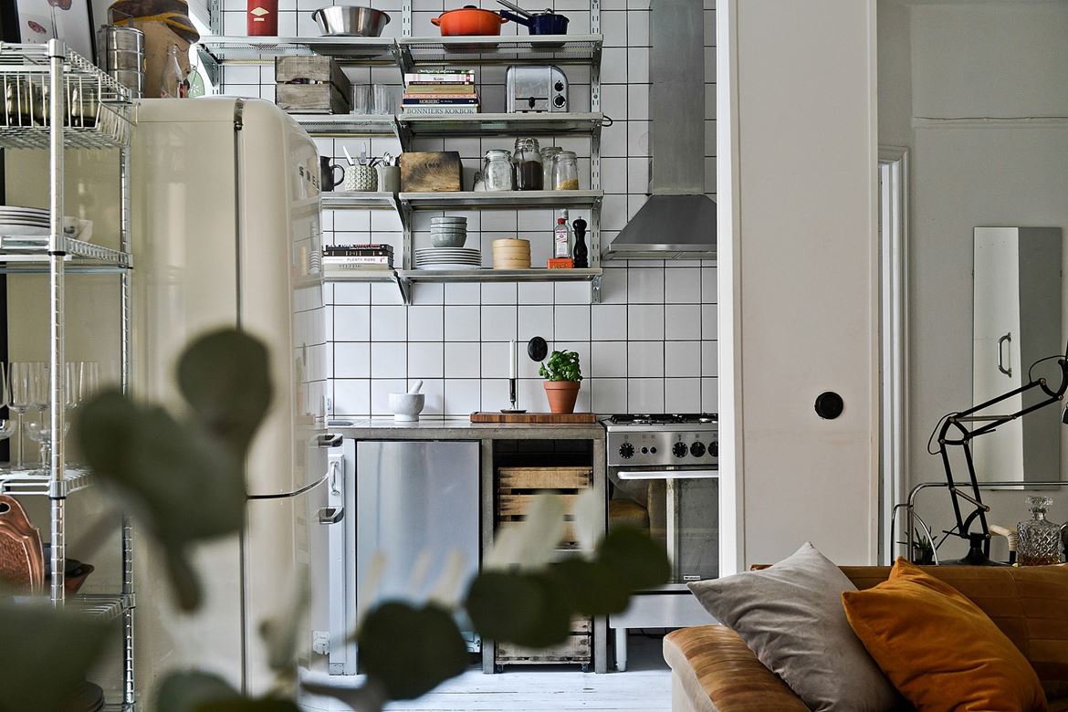 Klein maar ruimtelijk vintage appartement Klein maar ruimtelijk vintage appartement