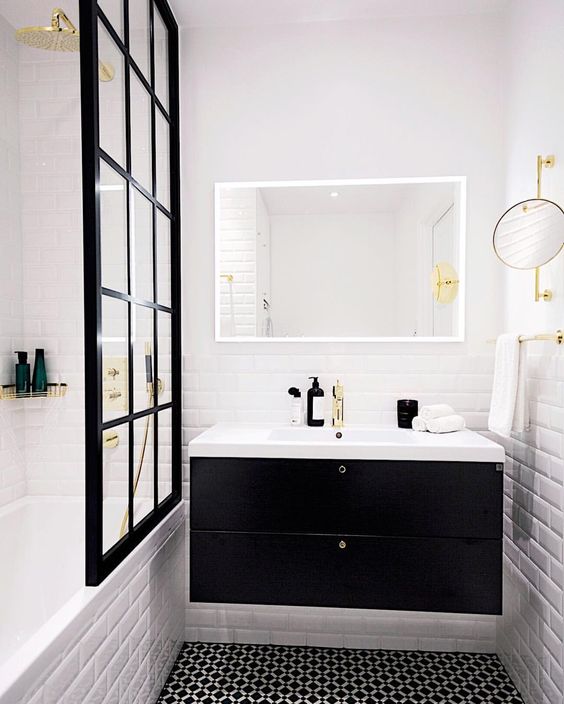 Hedendaags 27x Kleine badkamer met bad en douche – Interieur inrichting SB-82