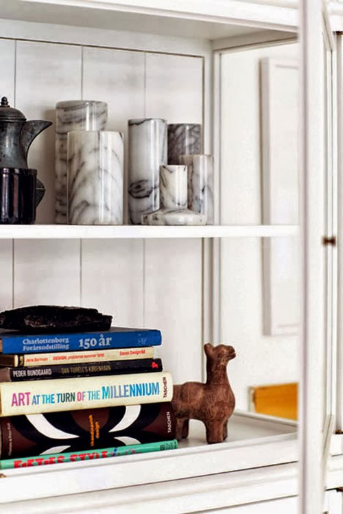 Kleurrijke Scandinavische woonkamer