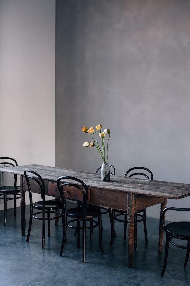 lange-vintage-houten-eettafel lange-vintage-houten-eettafel