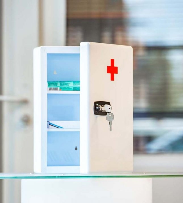 Medicijnkastje met cijferslot Medicijnkastje met cijferslot