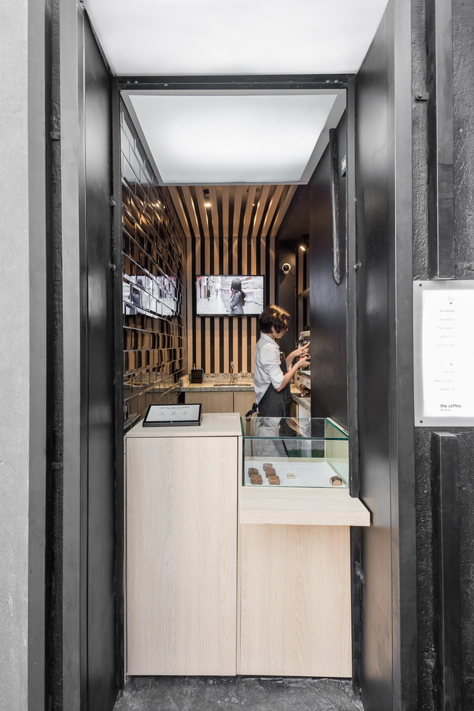 Mini takeaway café - This Coffee Mini takeaway café - This Coffee