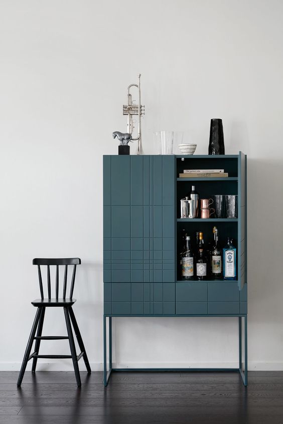 Fluwelen blauwe bank Fluwelen blauwe bank