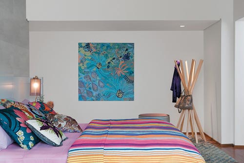 Neutrale slaapkamer inrichten met kleur
