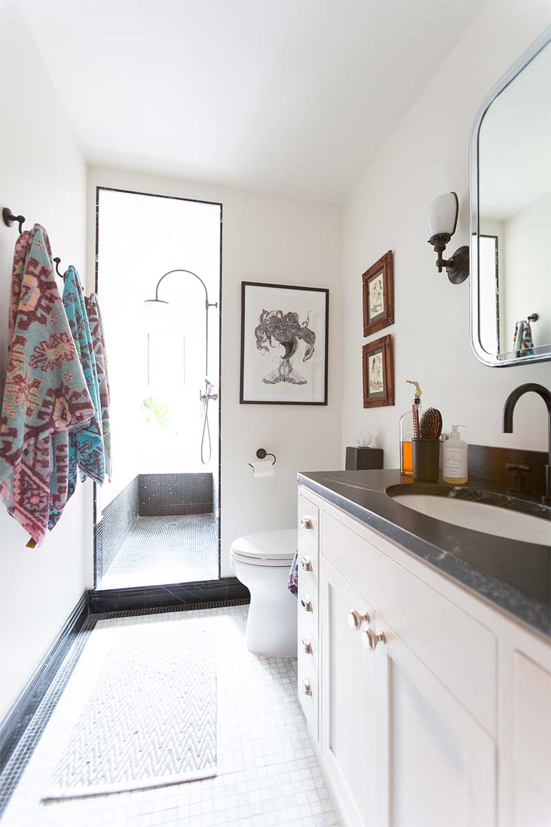 opbergruimte kleine badkamer haken