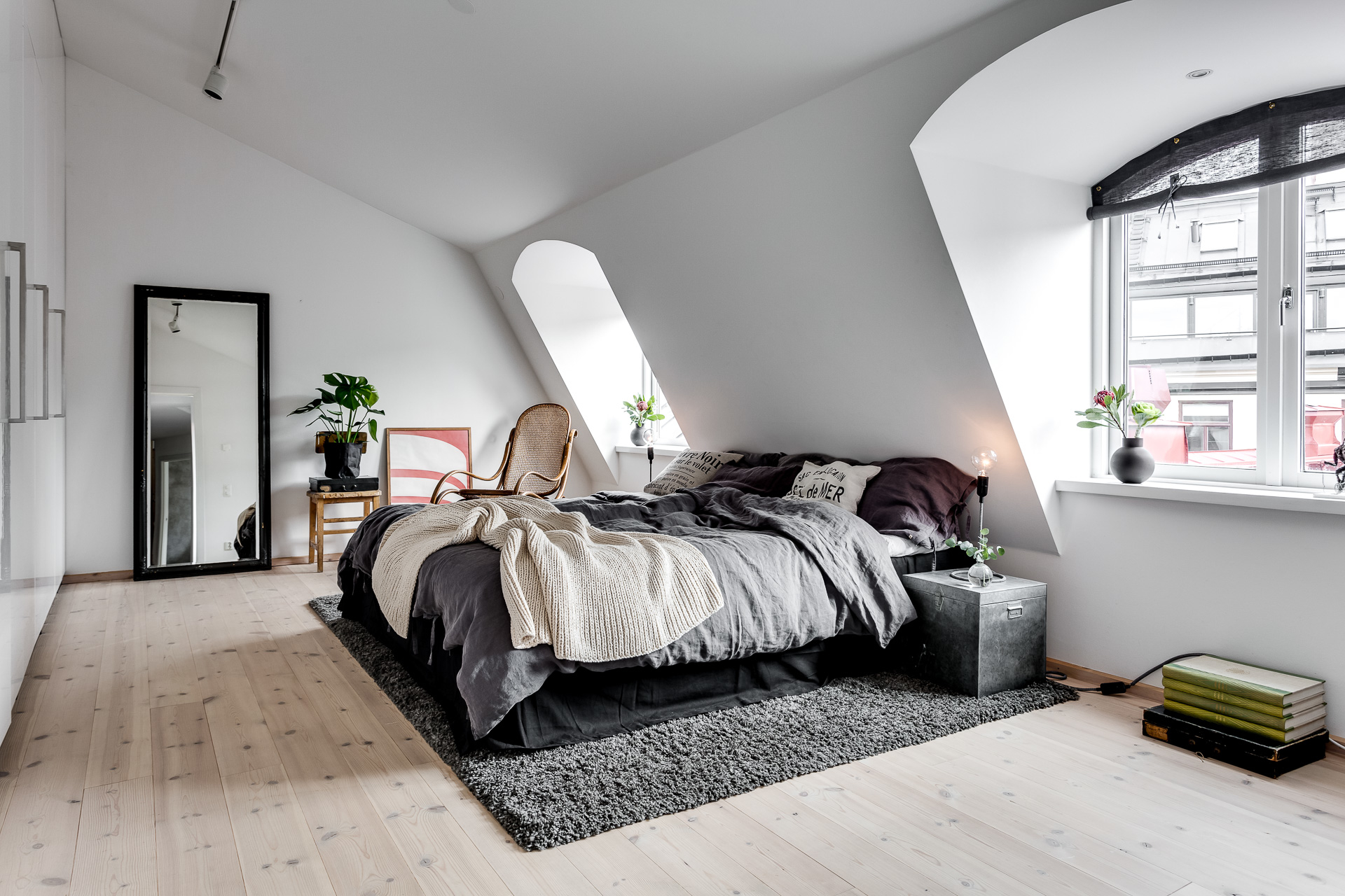 Scandinavisch duplex appartement met een industrieel tintje