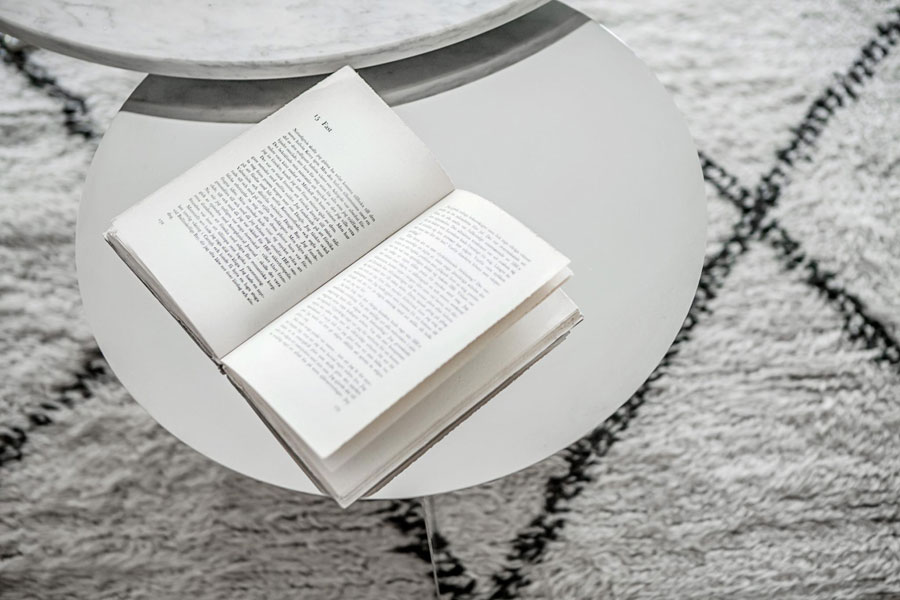 Stijlvolle woonkamer met een subtiele herfst sfeer