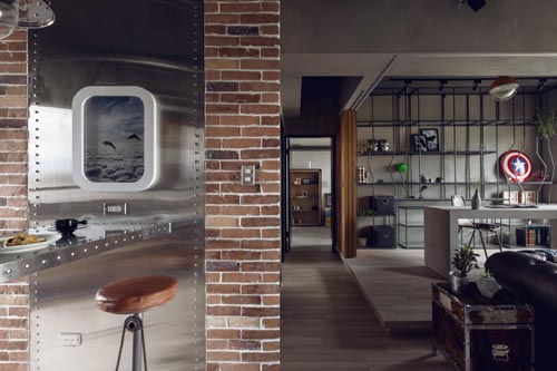 Stoere woonkamer met open kantoor