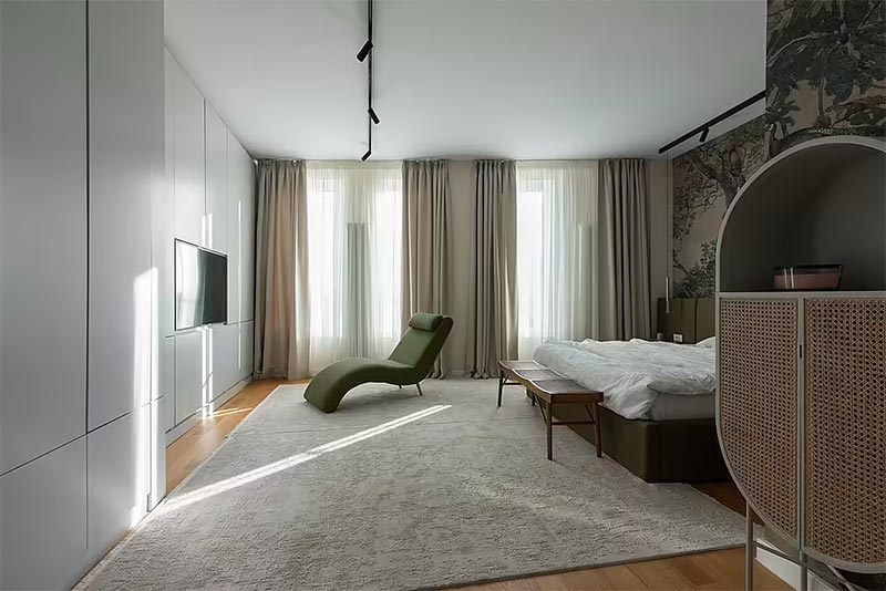 strakke maatkast in luxe master bedroom