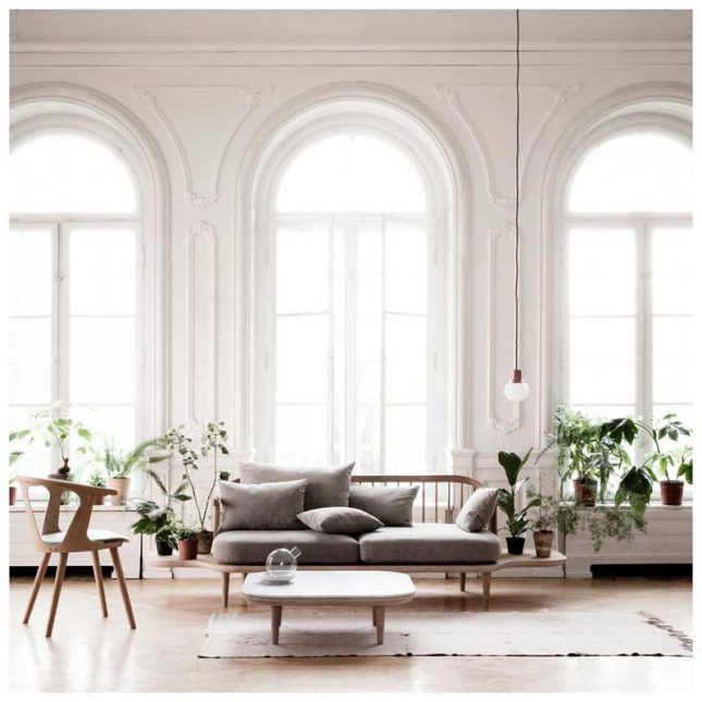 Taupe bank Taupe bank