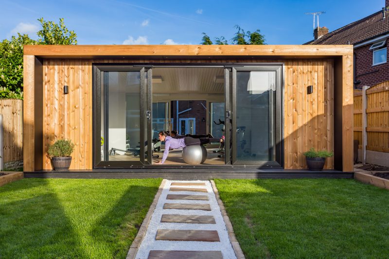 tuinhuis glazen schuifwand thuisgym tuinhuis glazen schuifwand thuisgym