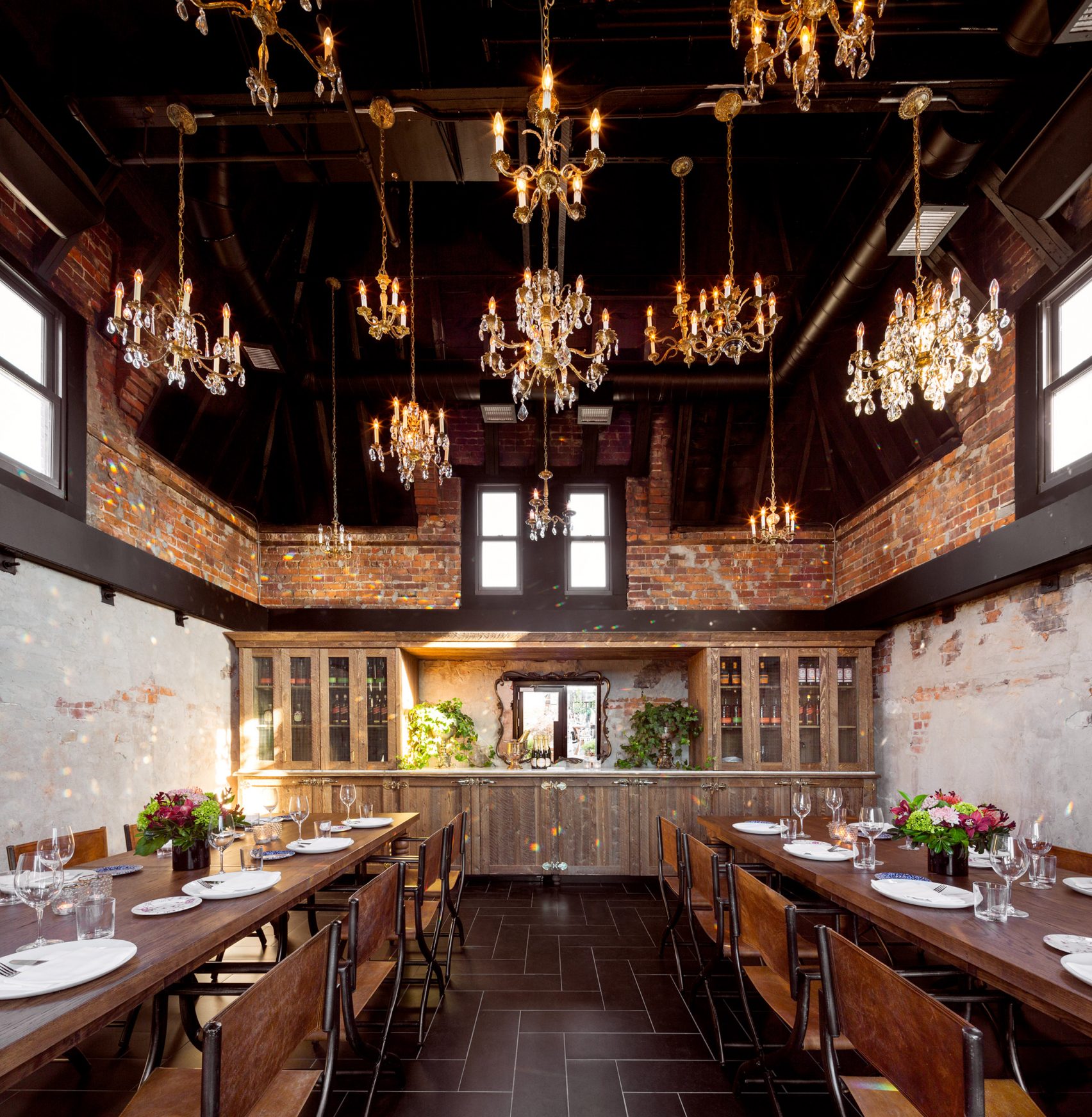 Van stripclub tot een stijlvol designhotel - The Broadview Hotel! Van stripclub tot een stijlvol designhotel - The Broadview Hotel!