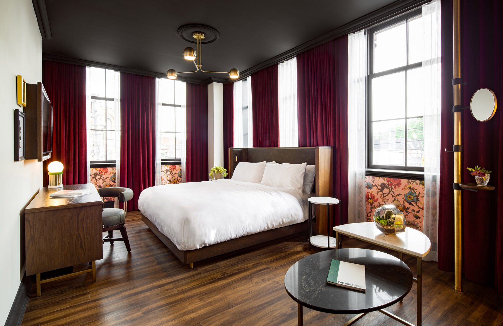 Van stripclub tot een stijlvol designhotel - The Broadview Hotel! Van stripclub tot een stijlvol designhotel - The Broadview Hotel!