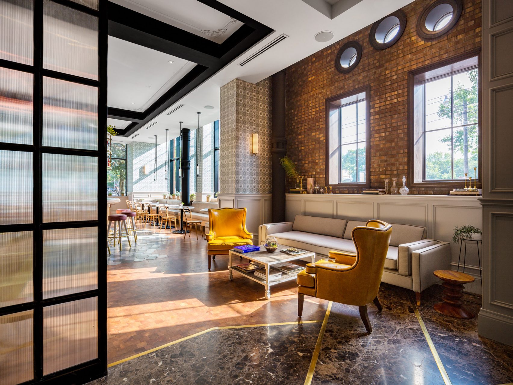 Van stripclub tot een stijlvol designhotel - The Broadview Hotel! Van stripclub tot een stijlvol designhotel - The Broadview Hotel!