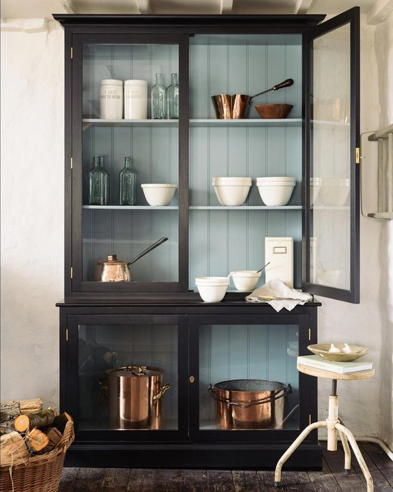 Vitrinekast in de keuken Vitrinekast in de keuken