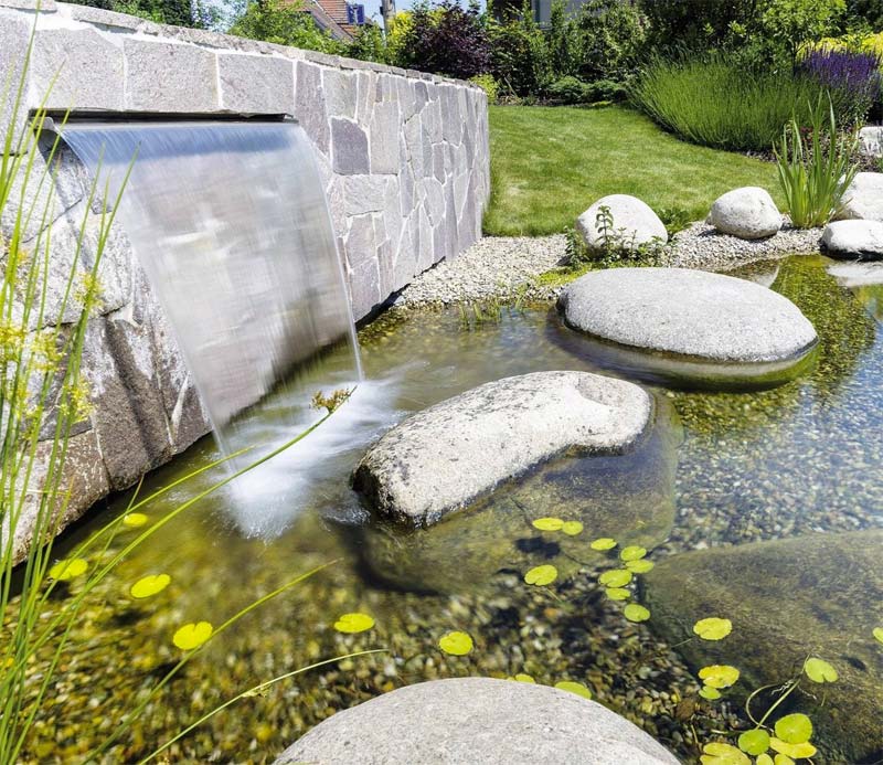 waterblad waterval in de tuin waterblad waterval in de tuin