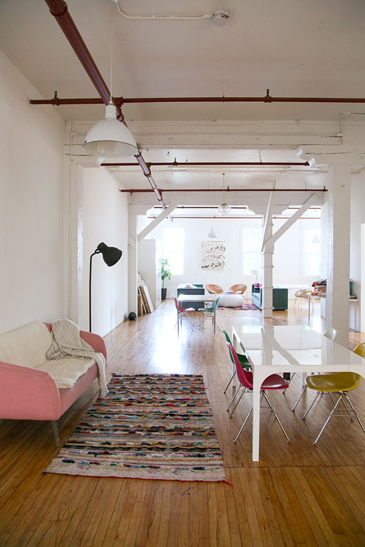 Woonkamer inrichting van een open loft