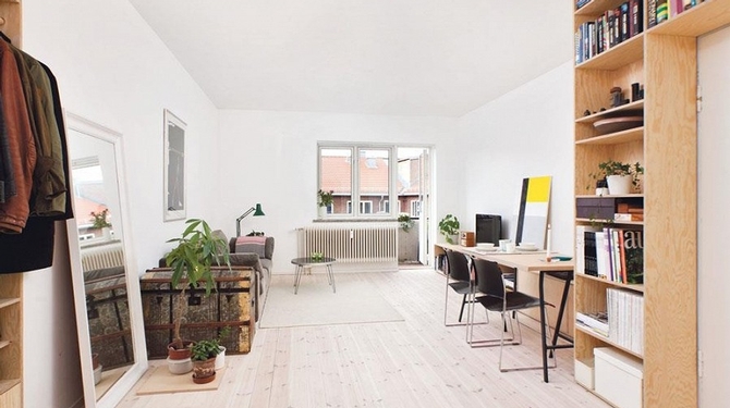 Woonkamer met open hal