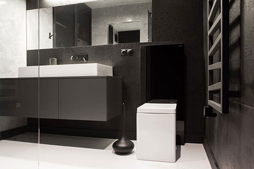 Zwarte witte designbadkamer uit Polen